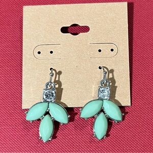 Retro Green Jade-like teardrop Earrings marquise-cut glass Beads Rhinestones